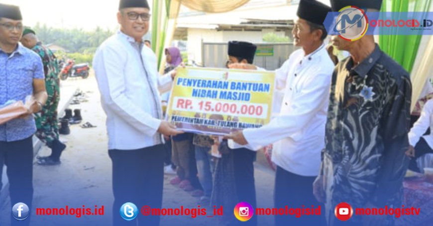 Sekda Tulangbawang Pimpin Safari Ramadhan, Salurkan Hibah dan Santunan