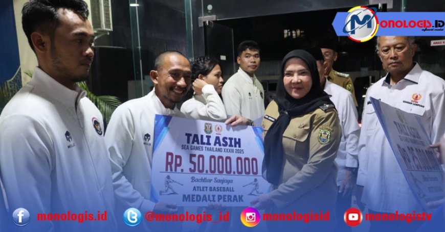 Jelang Idul Fitri, Walikota Eva Dwiana Berikan Penghargaan Pada Atlet Sea Games 2025