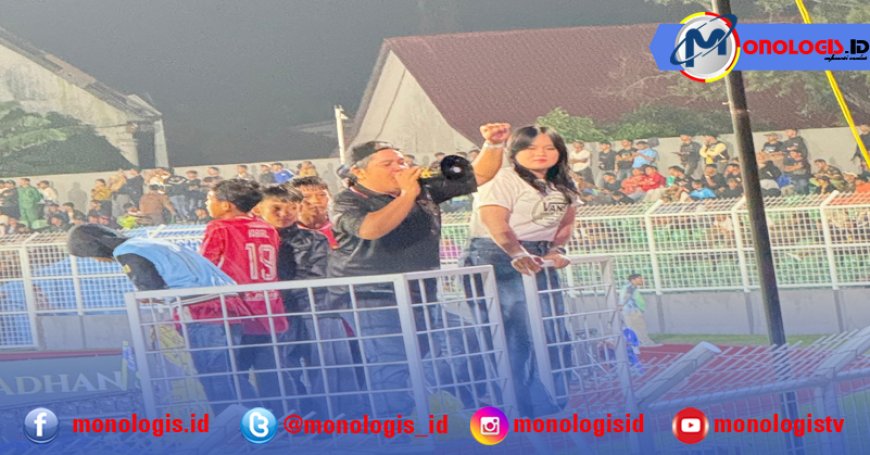 Cerita "Legenda" Supporter Yang Kembali Nribun Di PKOR Way Halim