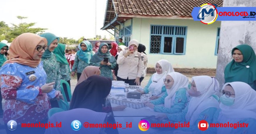 Bupati Ayu Asalasiyah Hadiri Bakti Sosial HKG PKK ke-54, Perkuat Peran PKK Tingkatkan Kesehatan Masyarakat