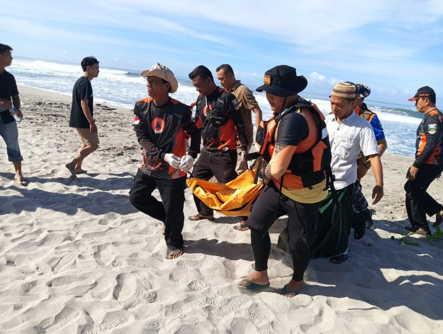 Tragedi Pantai Mandiri, Tiga Remaja Ditemukan Tewas