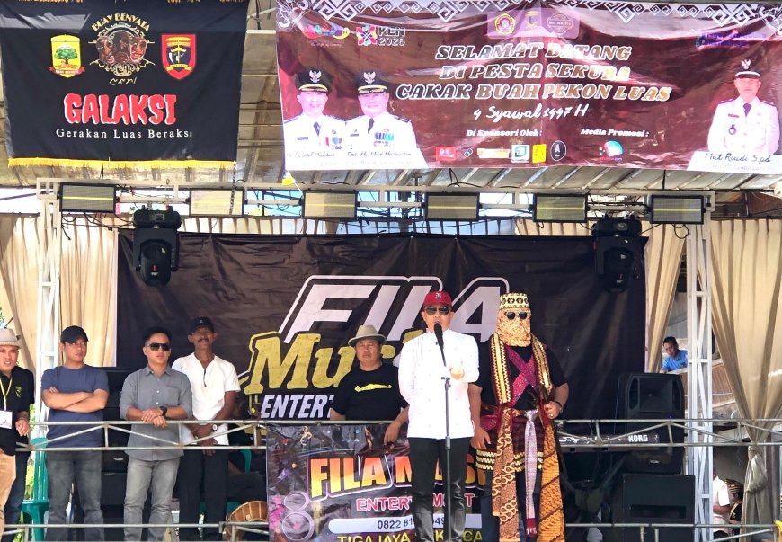 Pesta Sekura Dongkrak Ekonomi, Ribuan Warga Padati Pekon Luas