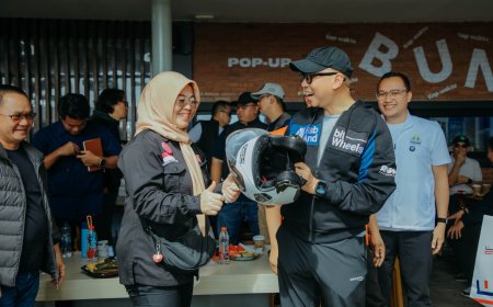 Mirza Beber Jalan Rusak dan HIV