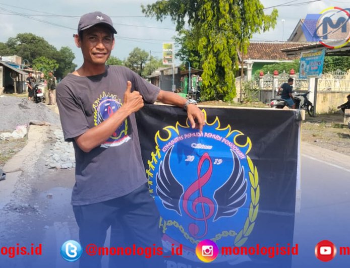 Pemuda Tambal Jalan Pakai Uang Sendiri, Pemerintah ke Mana?