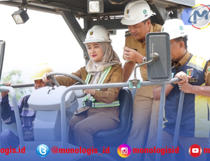 Bupati Tubaba Minta Perbaikan Serius Jalan Rusak