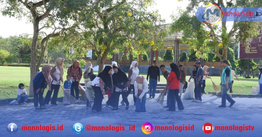 Aksi Bersih Massal 17 Titik, Wabup Nadirsyah Turun Tangan