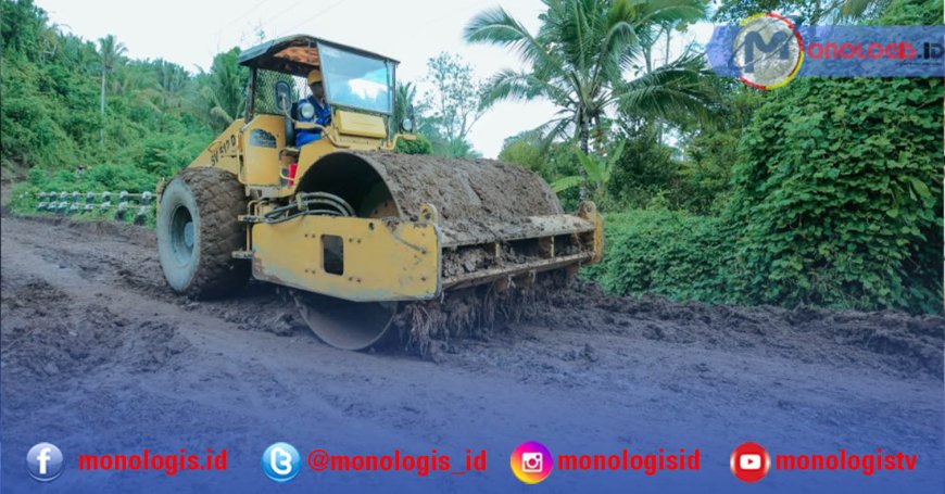 Pemprov Lampung Percepat Perbaikan Jalan Menuju Teluk Kiluan