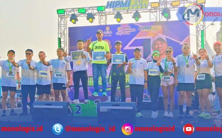 Giri Akbar Lari Bareng Ribuan Peserta Hipmi Half Marathon