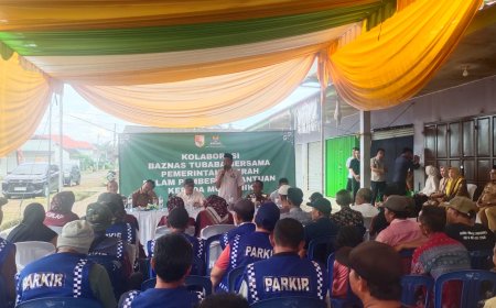 Juru Parkir Hingga Petugas Kebersihan Pasar Daya Murni Terima Bantuan Baznas