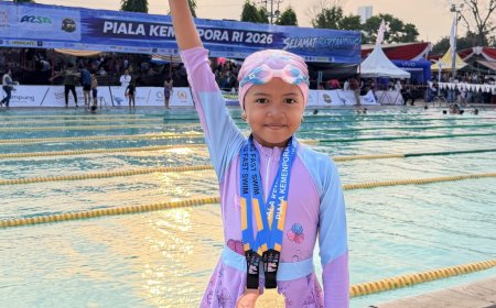 Khalisa Borong Dua Medali Piala Kemenpora
