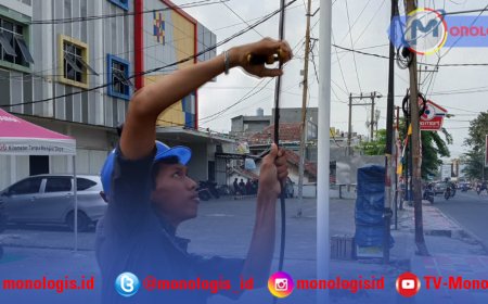 Pemkot  Bandar Lampung Tertibkan Kabel Semrawut