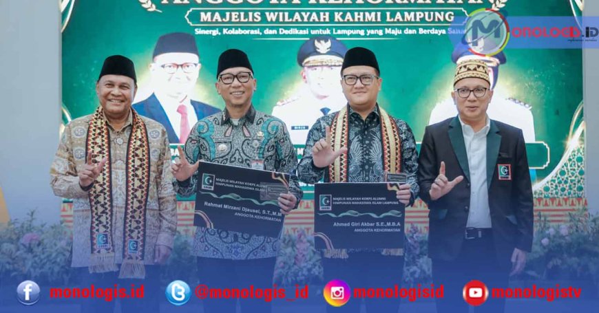 Giri Akbar Hadiri Pelantikan KAHMI Lampung