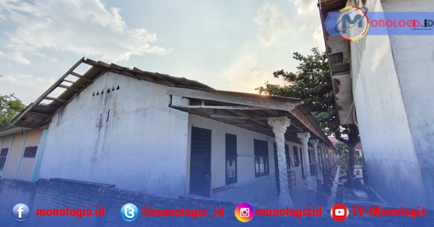 148 Pelajar SMP Karya Bhakti Panaragan Tubaba Belajar di Gedung Nyaris Ambruk