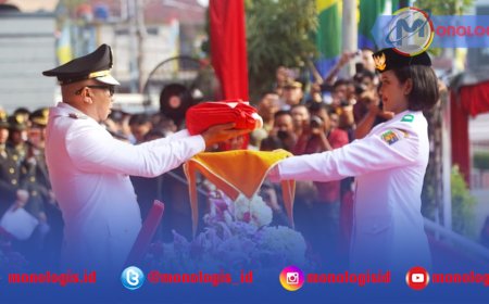 Gubernur Mirza Pimpin Upacara HUT RI ke-81