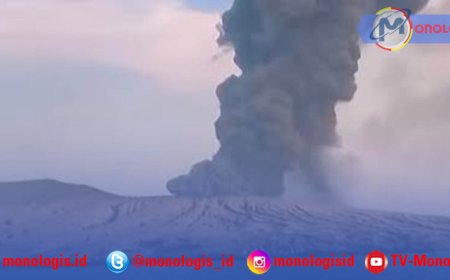 Abu Vulkanik Gunung Anak Krakatau Capai Sejumlah Wilayah Lampung Selatan