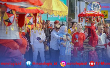Ribuan Warga Padati Tapis Karnaval Lampung