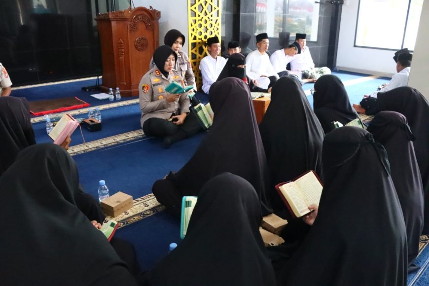 Awali Tugas sebagai Kapolres Lampung Utara, AKBP Raswidiati Gelar Khatam Al-Qur’an dan Doa Bersama