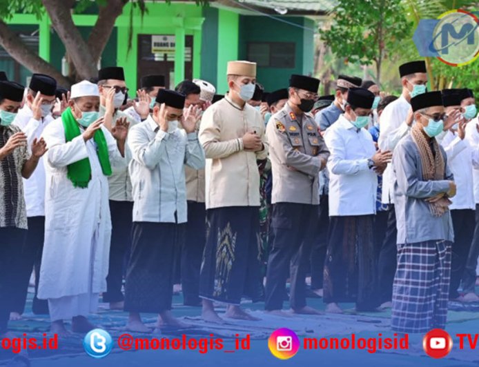 Lamsel Gelar Salat Istisqa Serentak di 17 Kecamatan