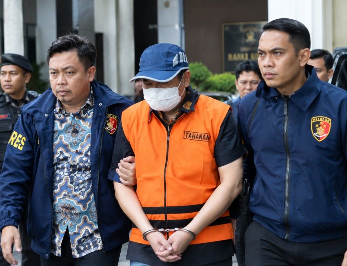 Sekda Lamteng Welly Adiwantra Ditahan Polda Lampung